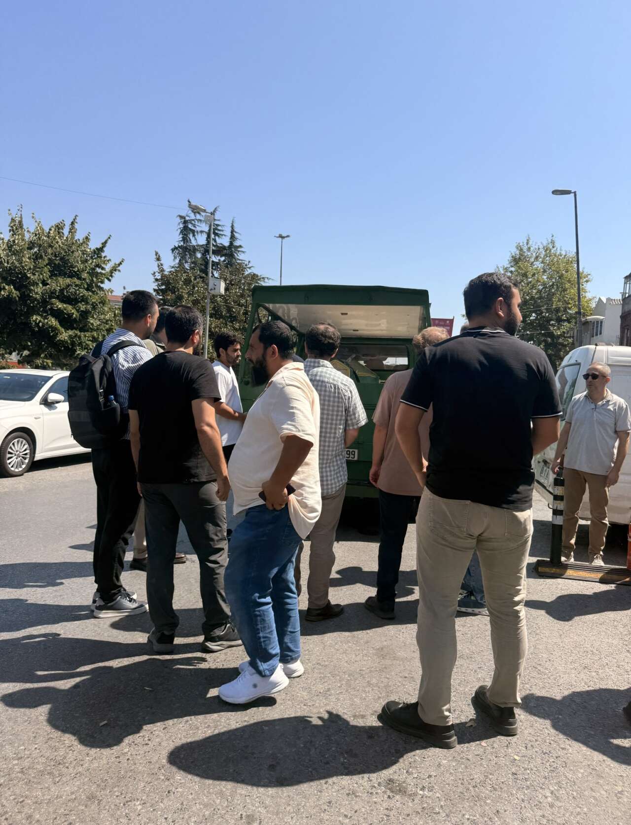 Yazar Murat Koparan’dan acı haber! Evinde vurulmuş halde ölü bulundu 8